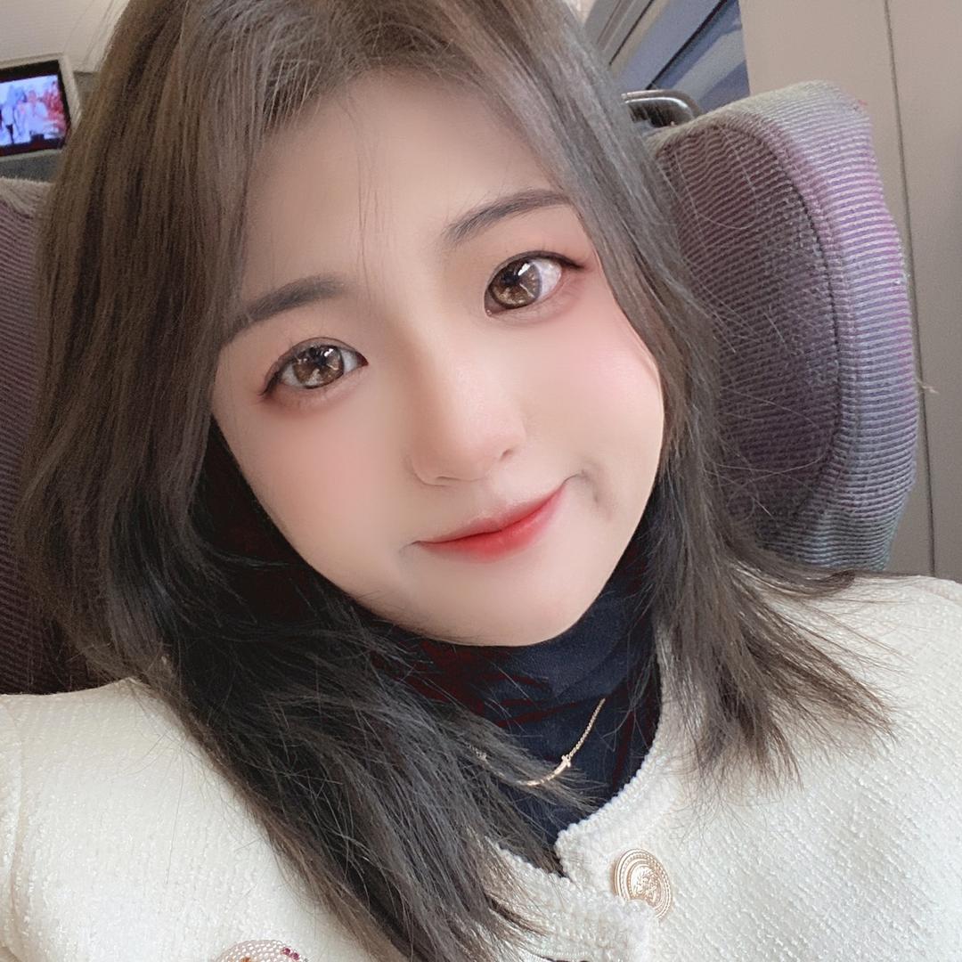 Yiyi