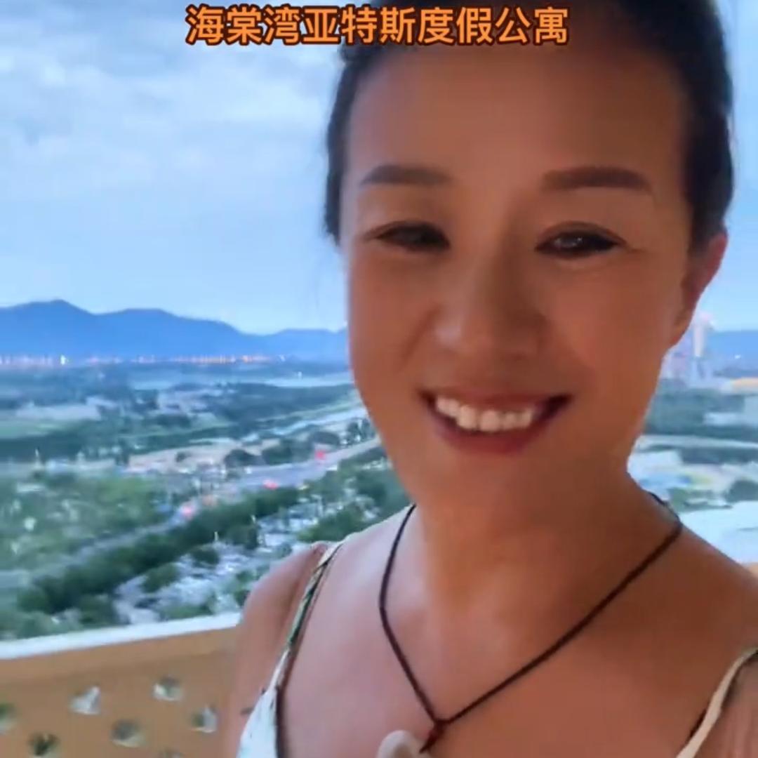 黑妞在三亚