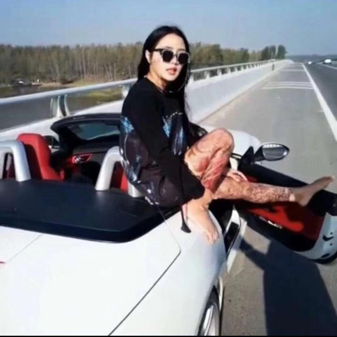 女神