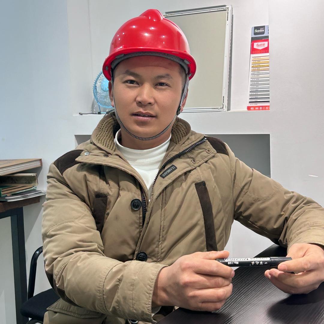杨锅在工地