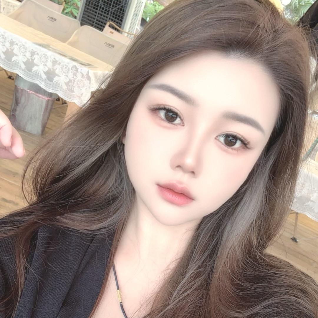是妍妍呀
