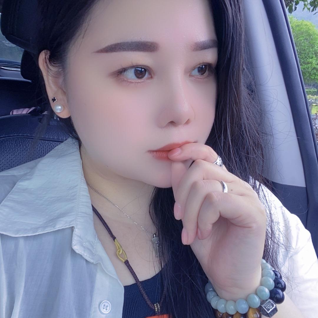 一笑嫣然