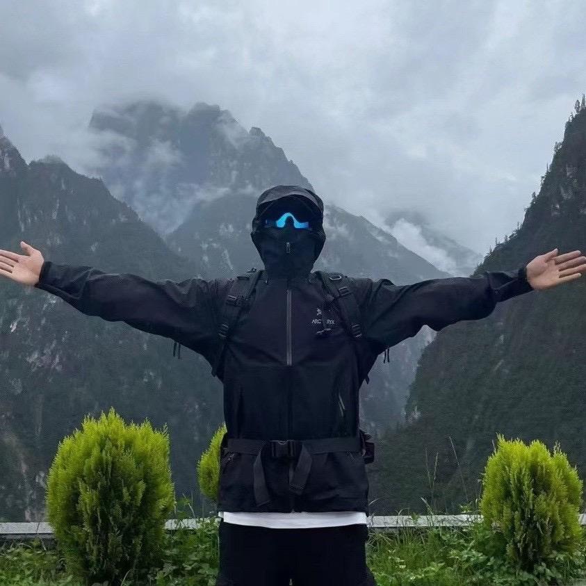 阔佬也！