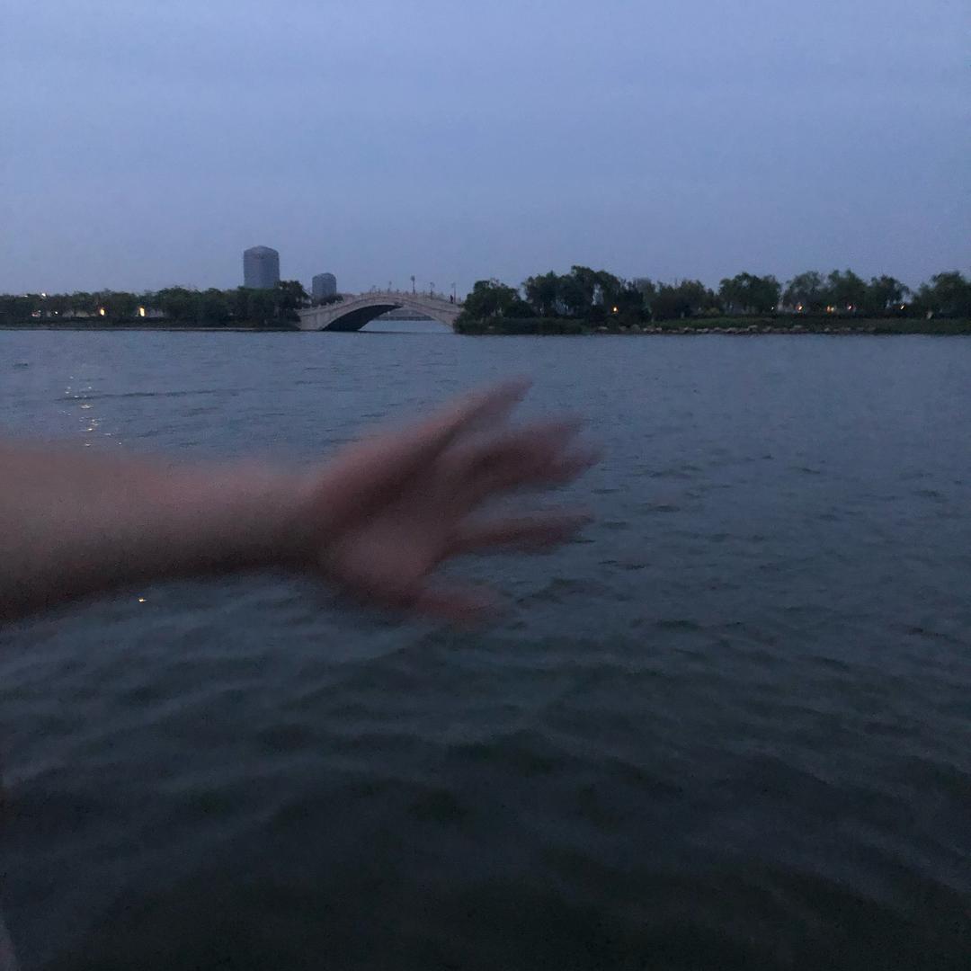 路明非