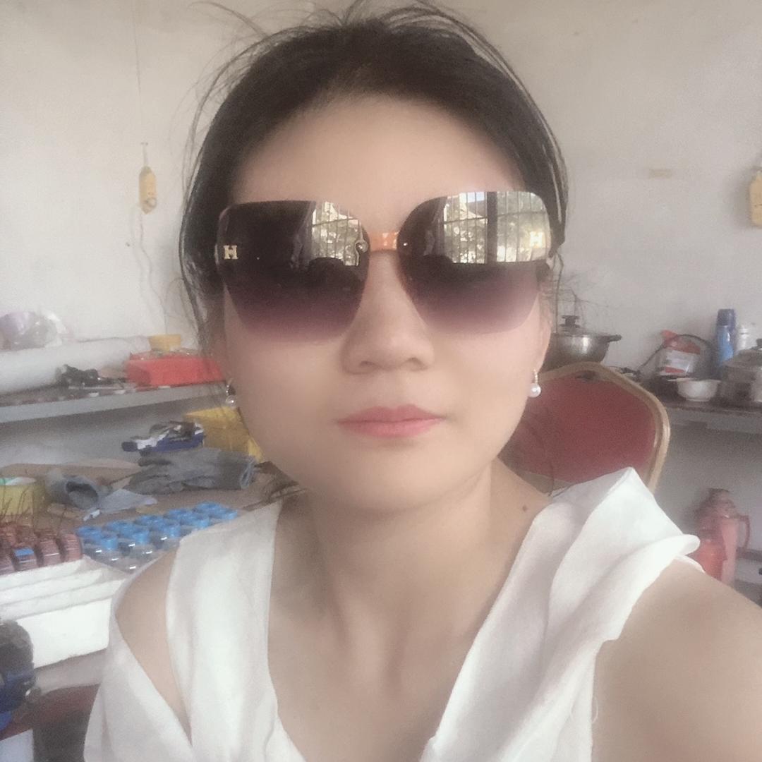 女青年(13点播）