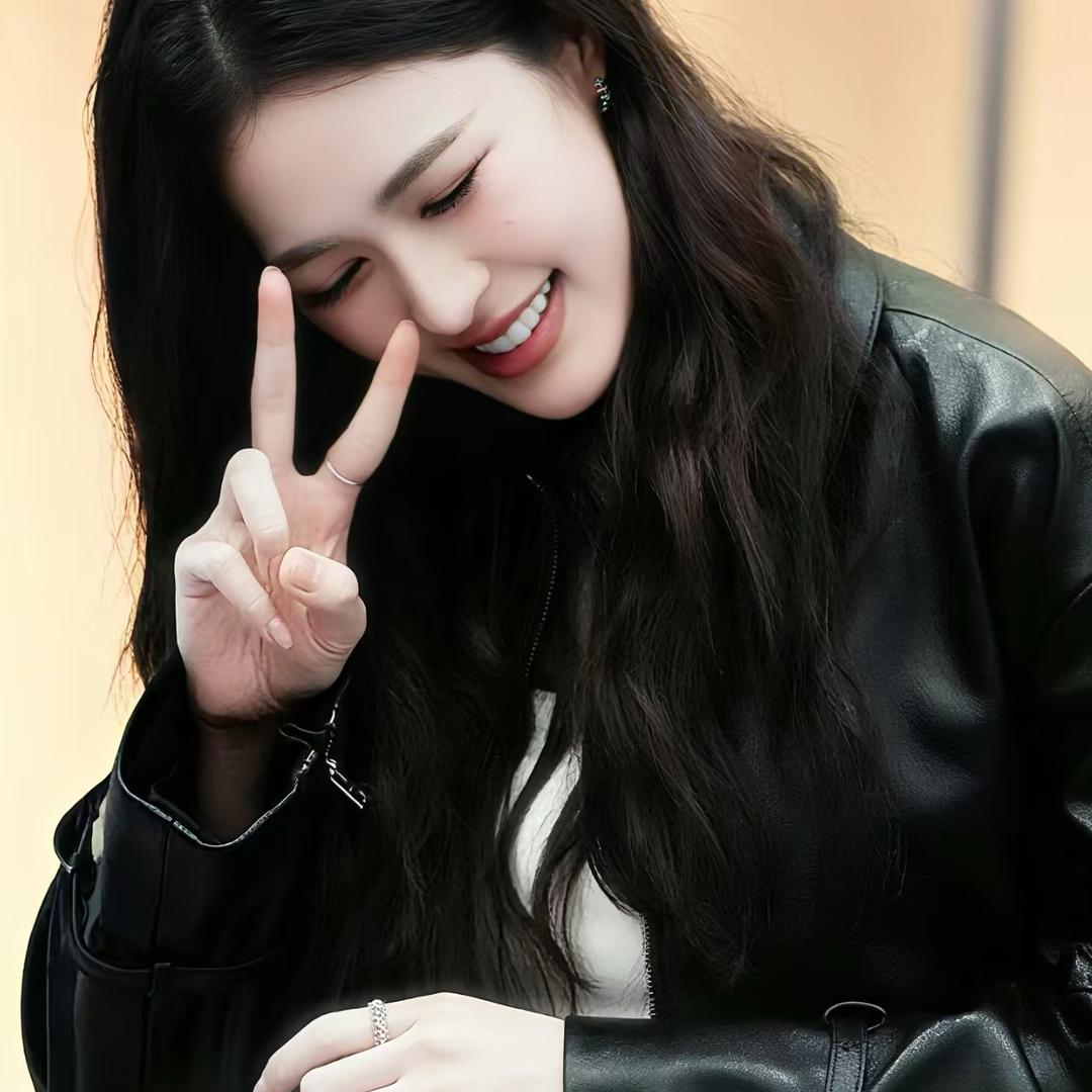 ที่รัก00K 《见过邝玲玲6次》