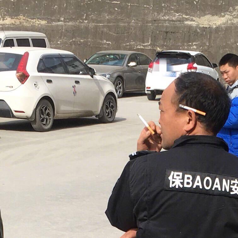 八1哥哥哦