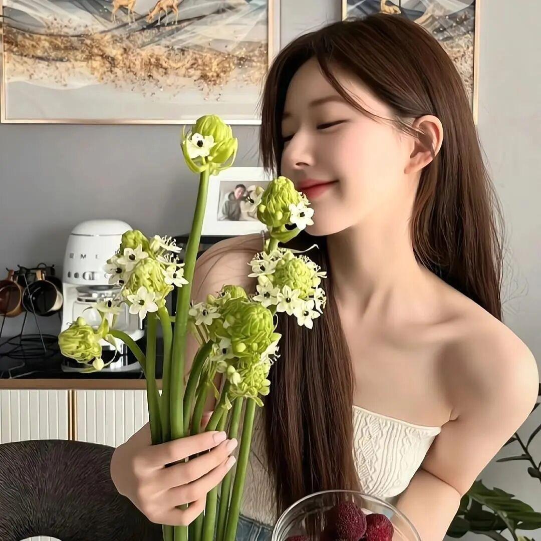 🌙只会比耶