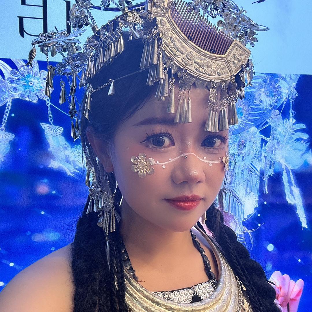 锦儿😘