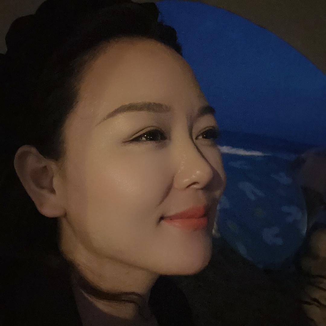 长颈鹿踹狒狒