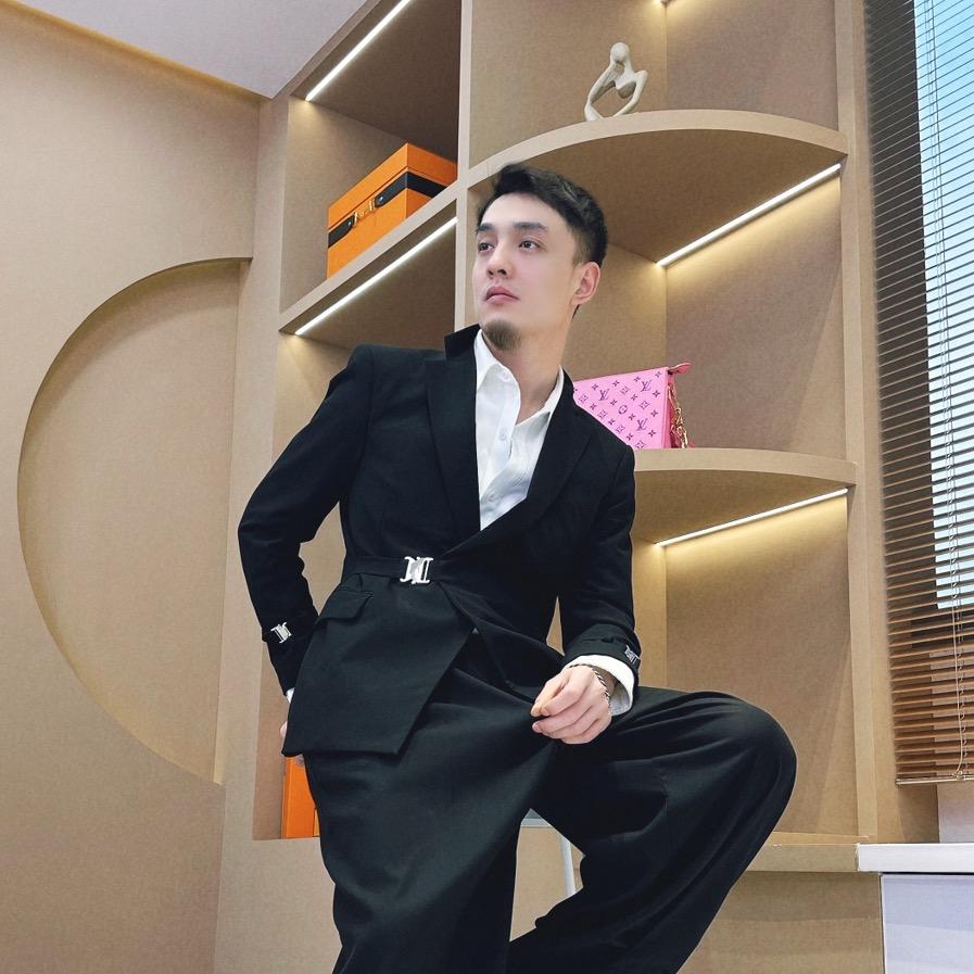 杭州 韩哥 设计师女装