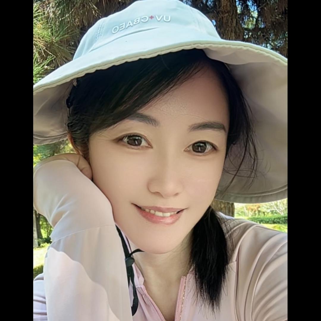 英子