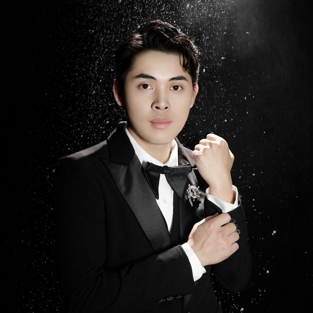 卡文店长张国潮男士理发馆(两英店)