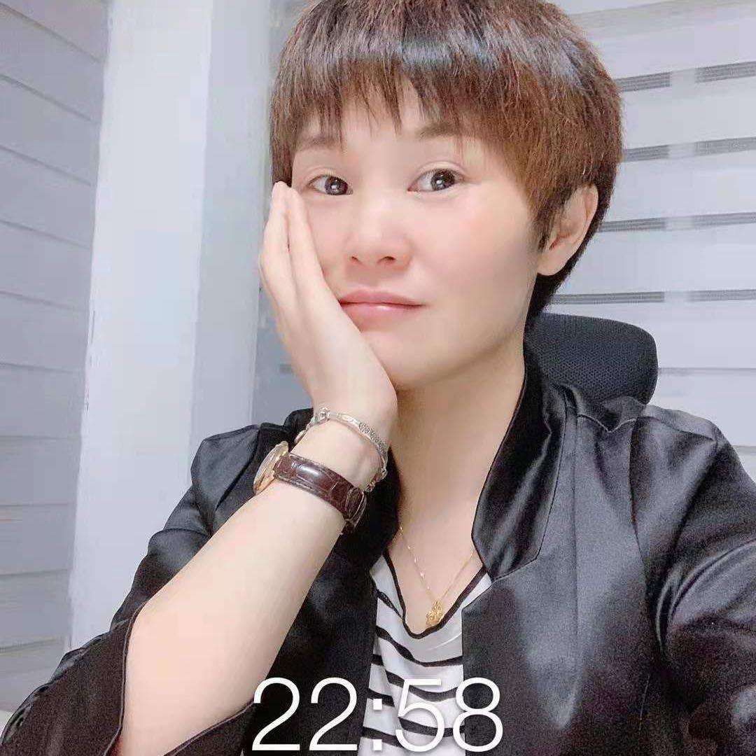 张莉