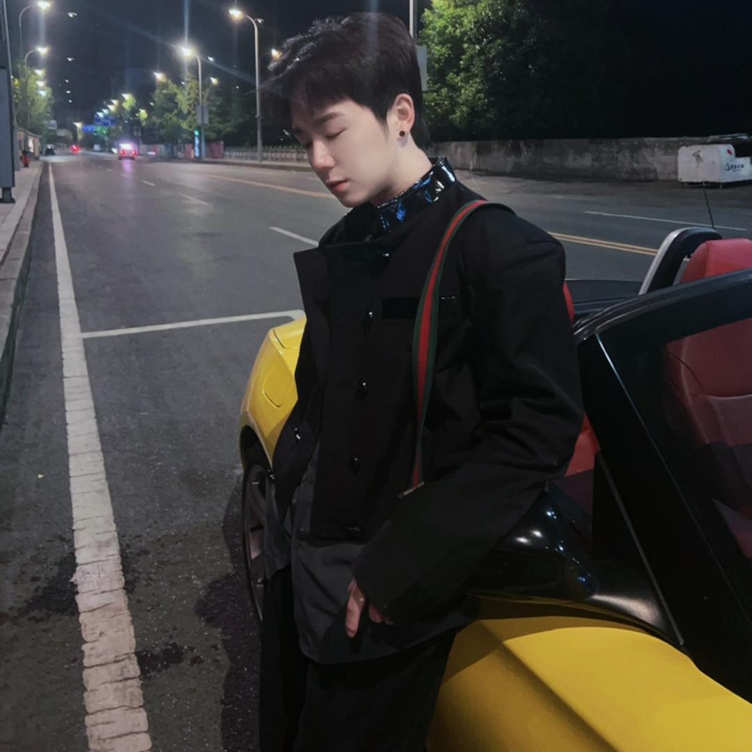 杨光ze