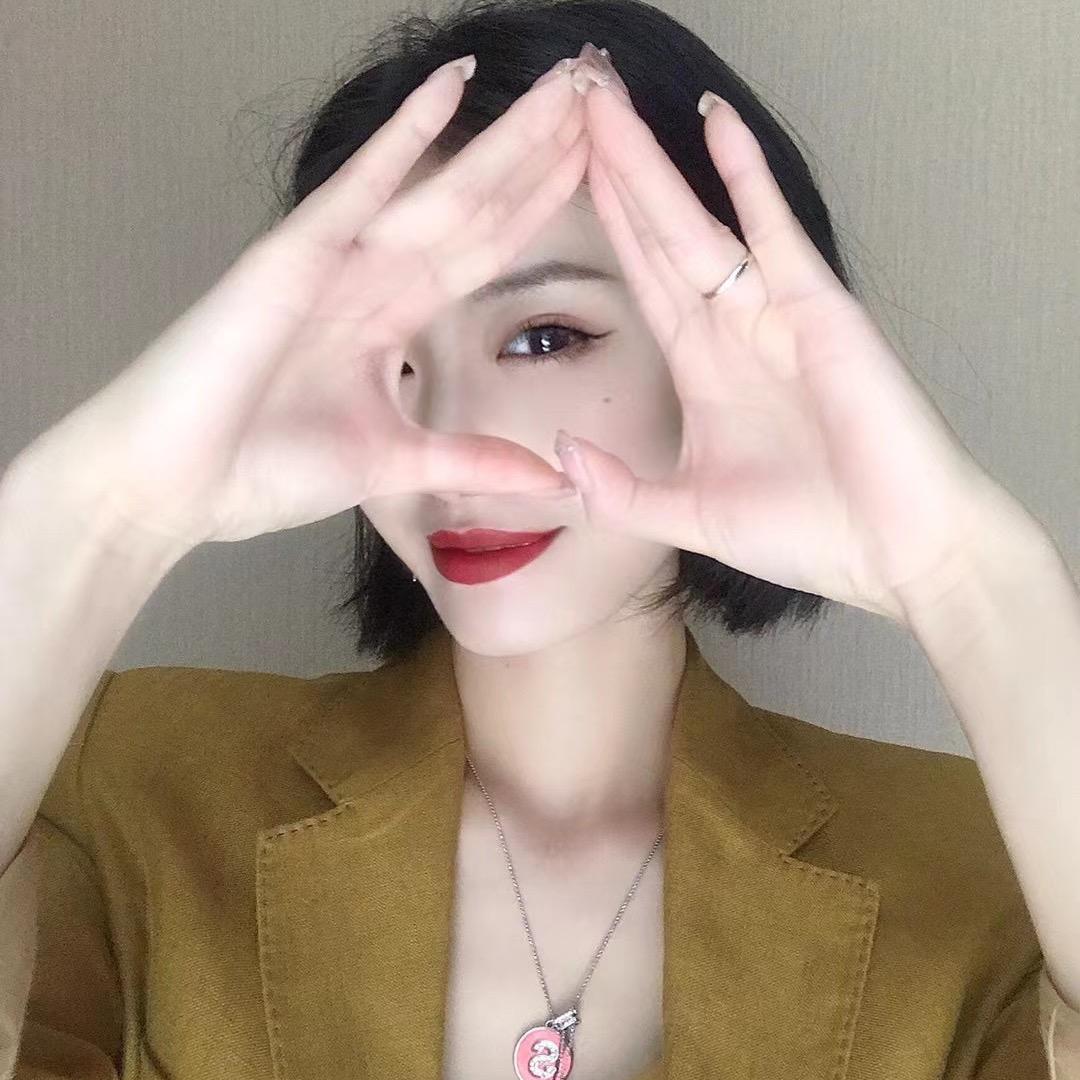 @曹小小