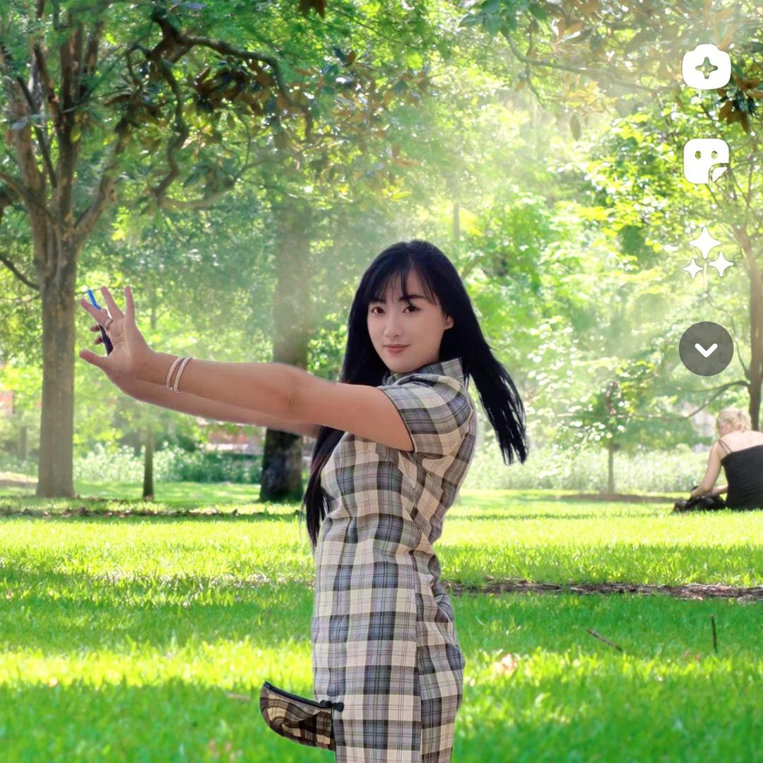 杨小艳（卖咖啡的）