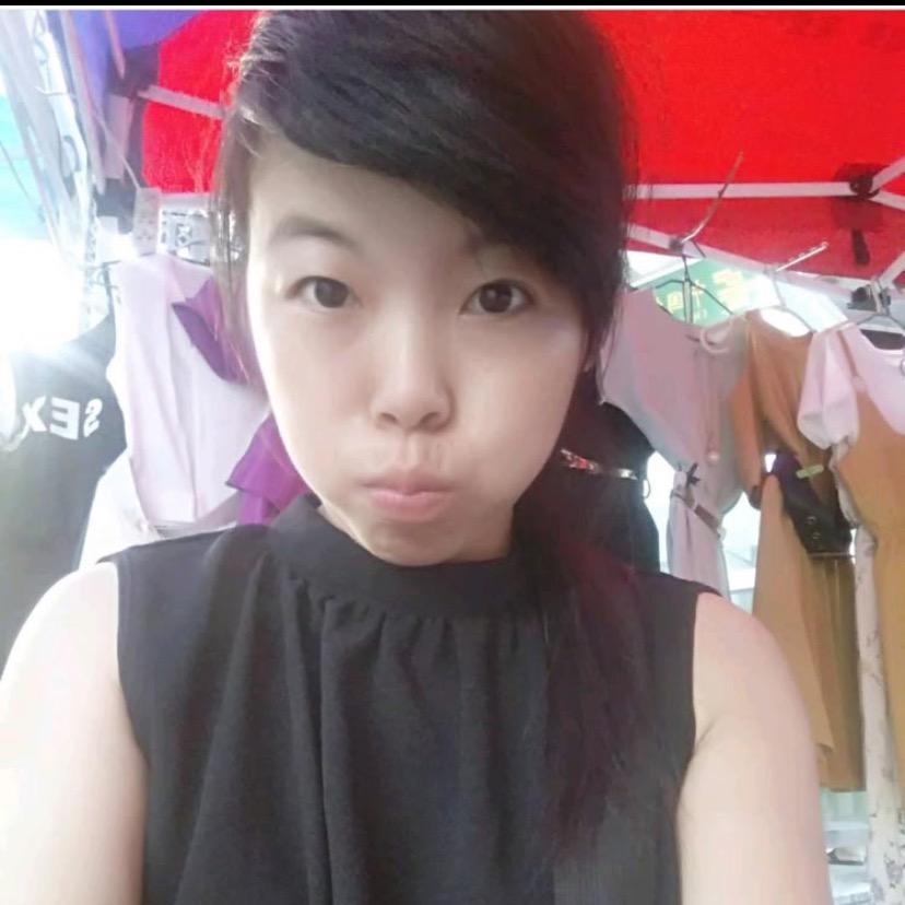 小小董