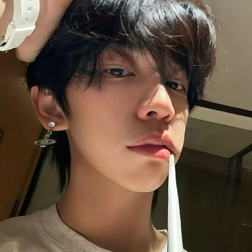 ㅤㅤㅤㅤㅤㅤ笼中鸟