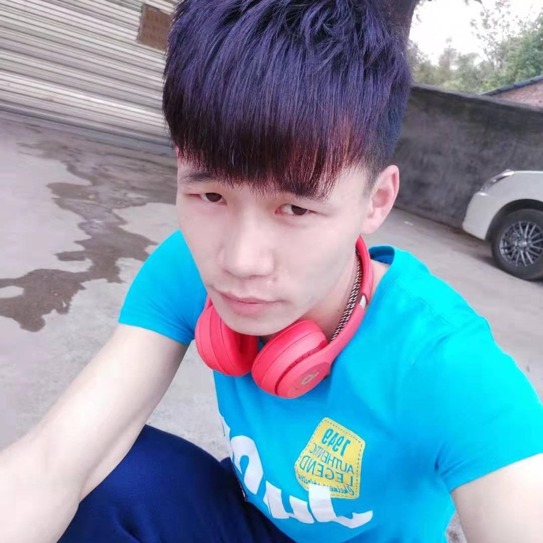 小灰灰(˵¯͒〰¯͒˵)