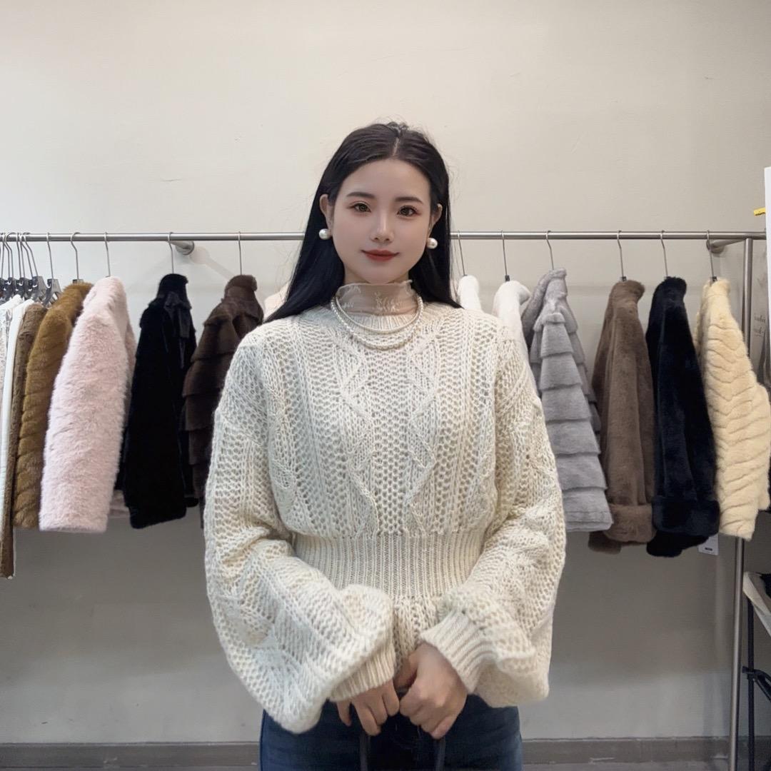 郑州银基李李服饰