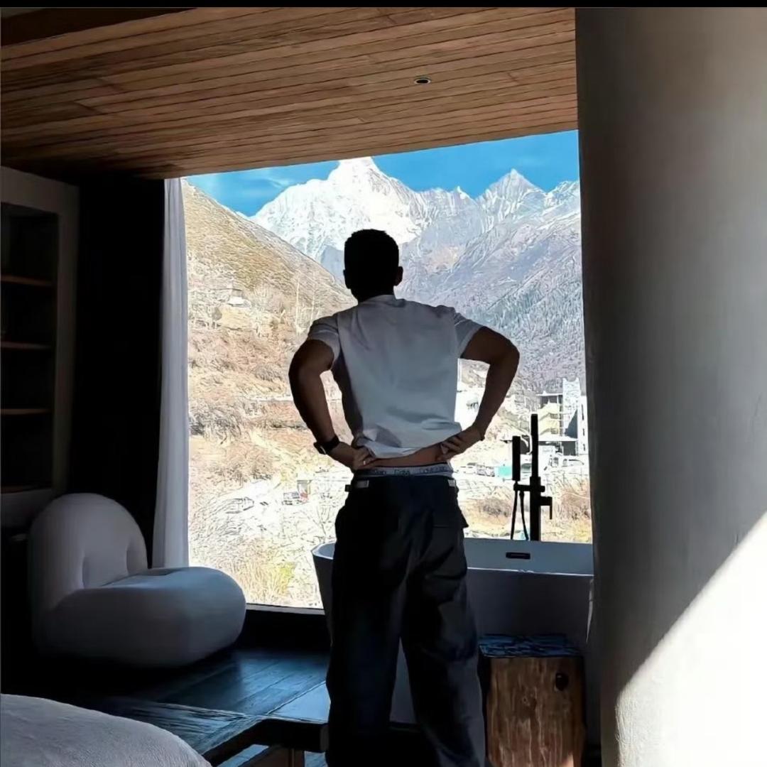 周杰卢