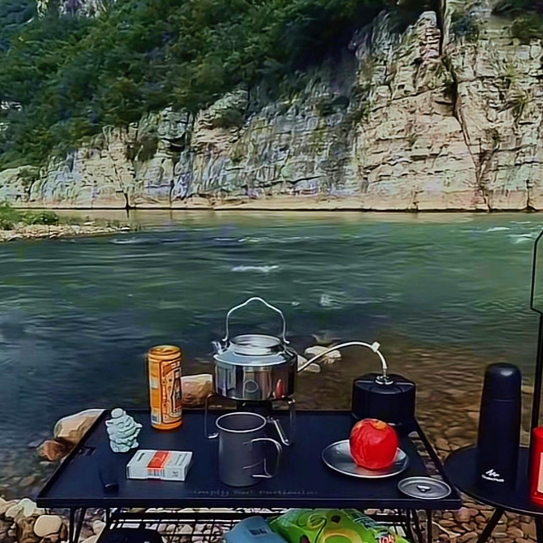 🌊河畔🍵喝茶人