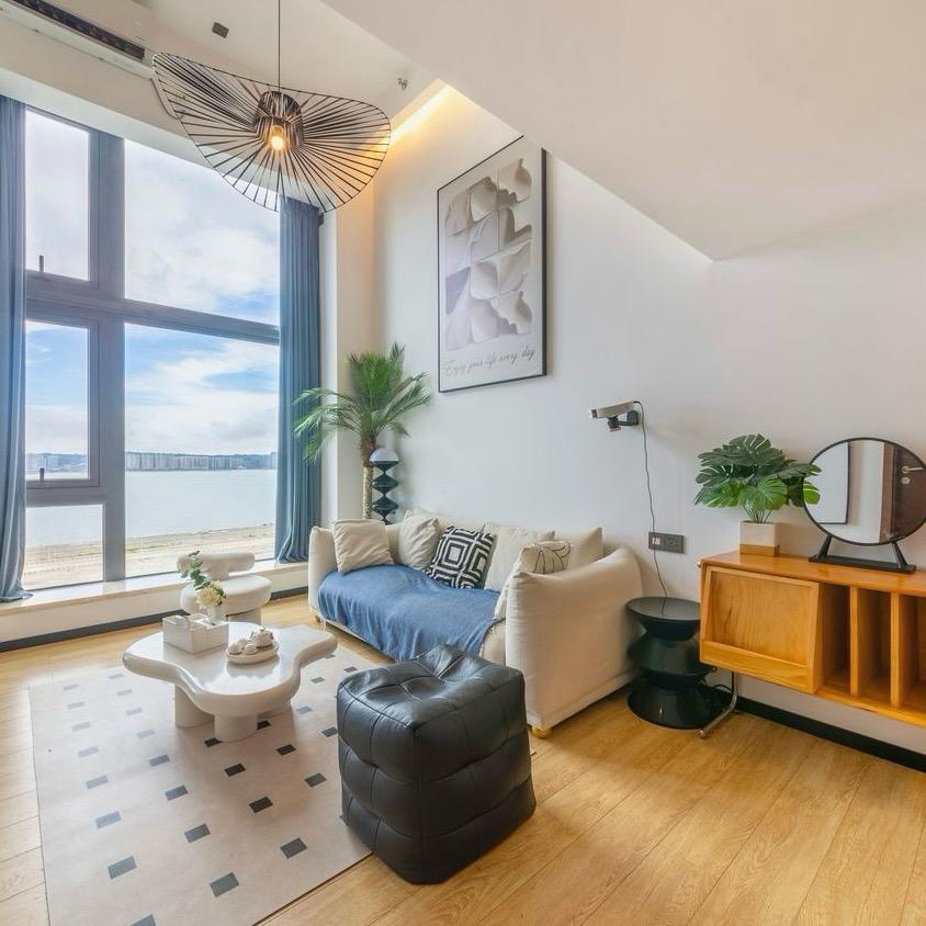 松松聆海海景公寓