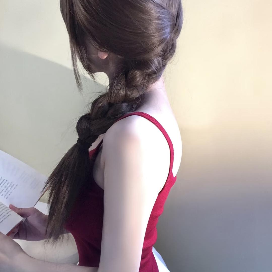奕奕
