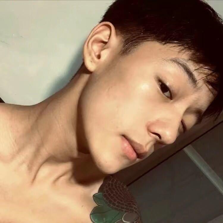 辉奇