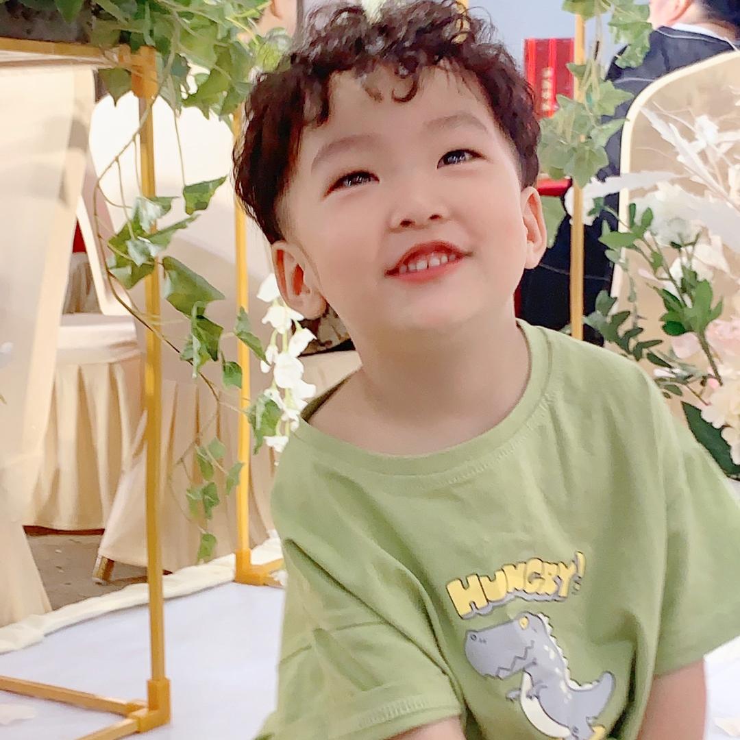 卖童装的理理 LiLi