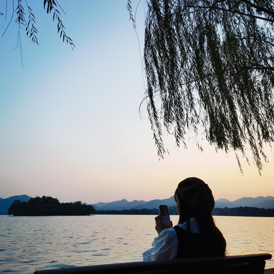 木子小姐