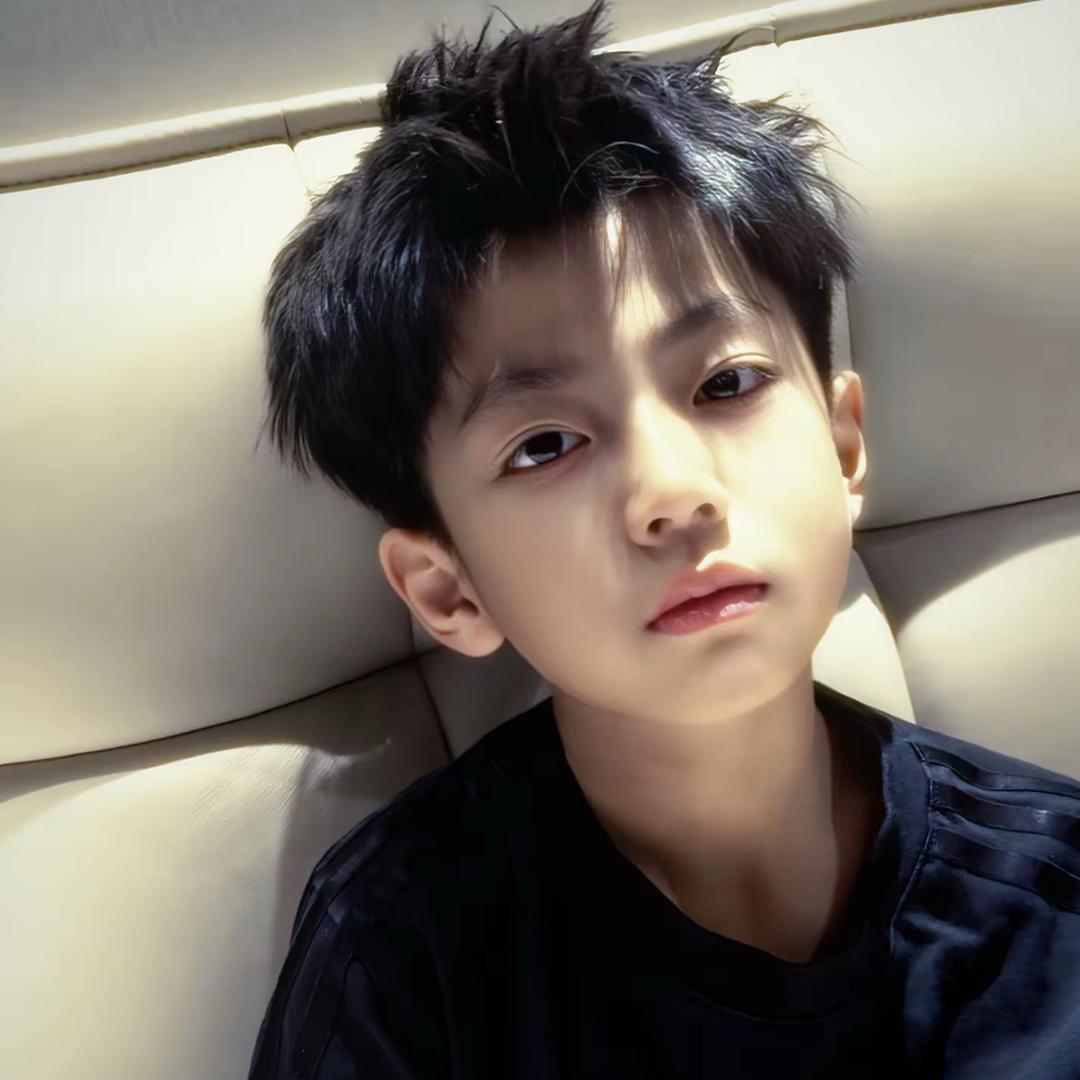 不会玩抖音的阳仔