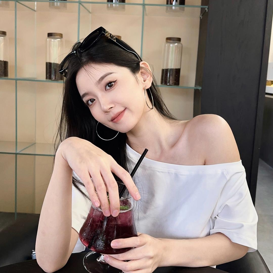 毛喜喜Chriiu