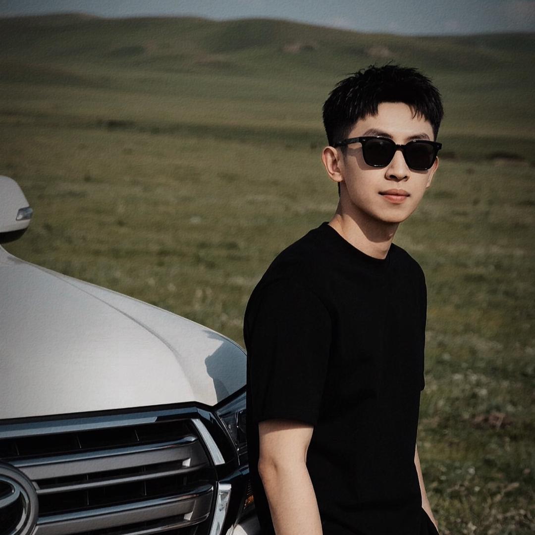 ㅤㅤㅤㅤㅤ      ·