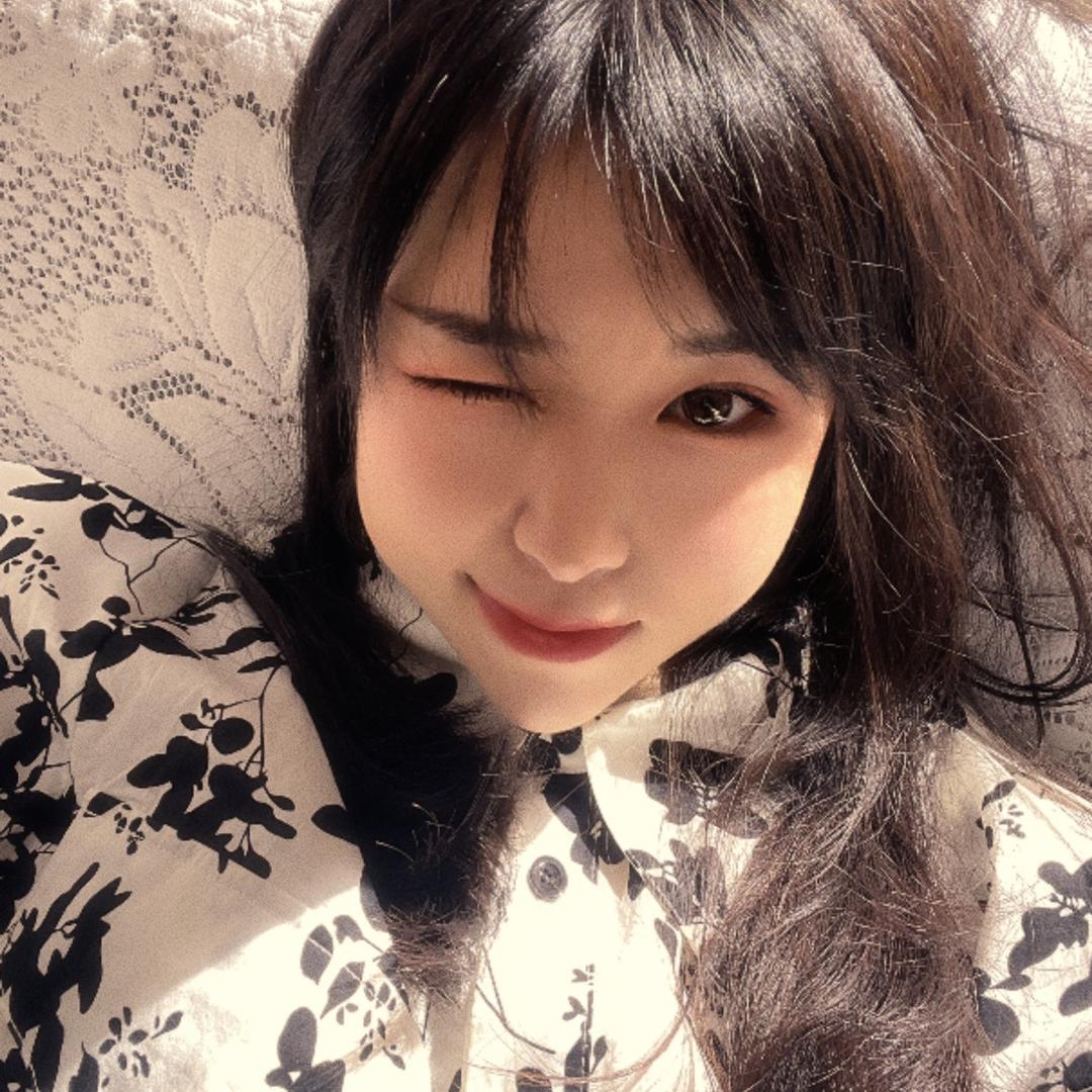特别蕾小蕾。
