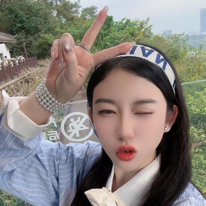 陈晓嘉（点点关注）