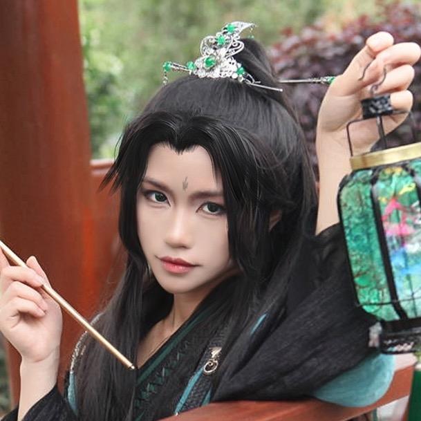 一个令人虎躯一震的美男子
