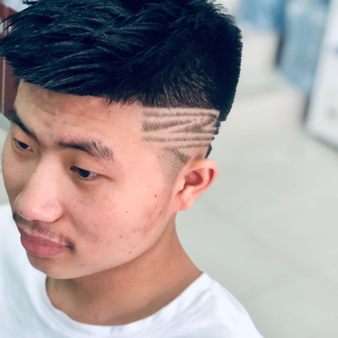 梁瑶