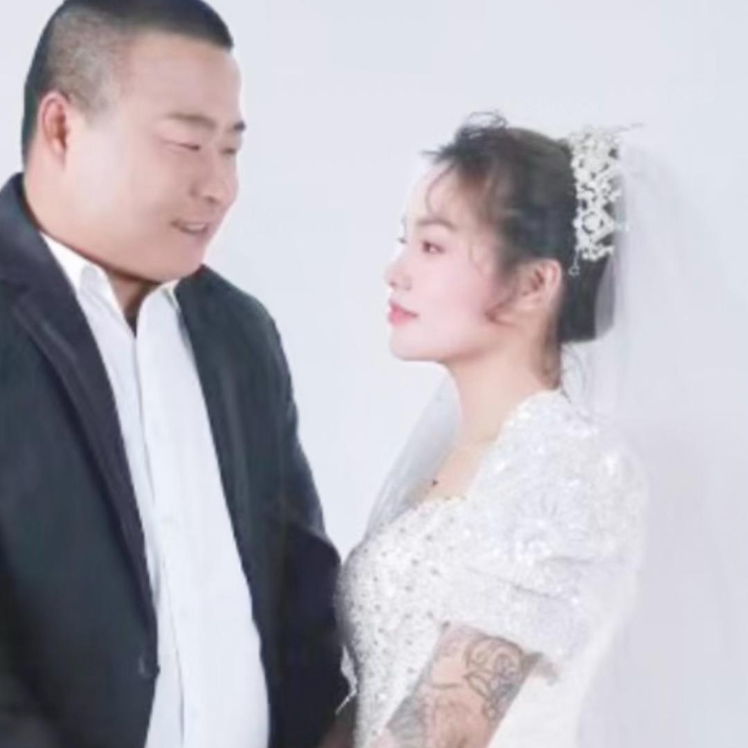 9527🔥夫妻俩