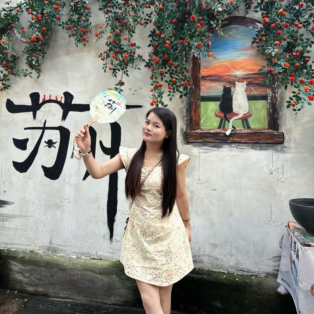 是玲丽呀🫧