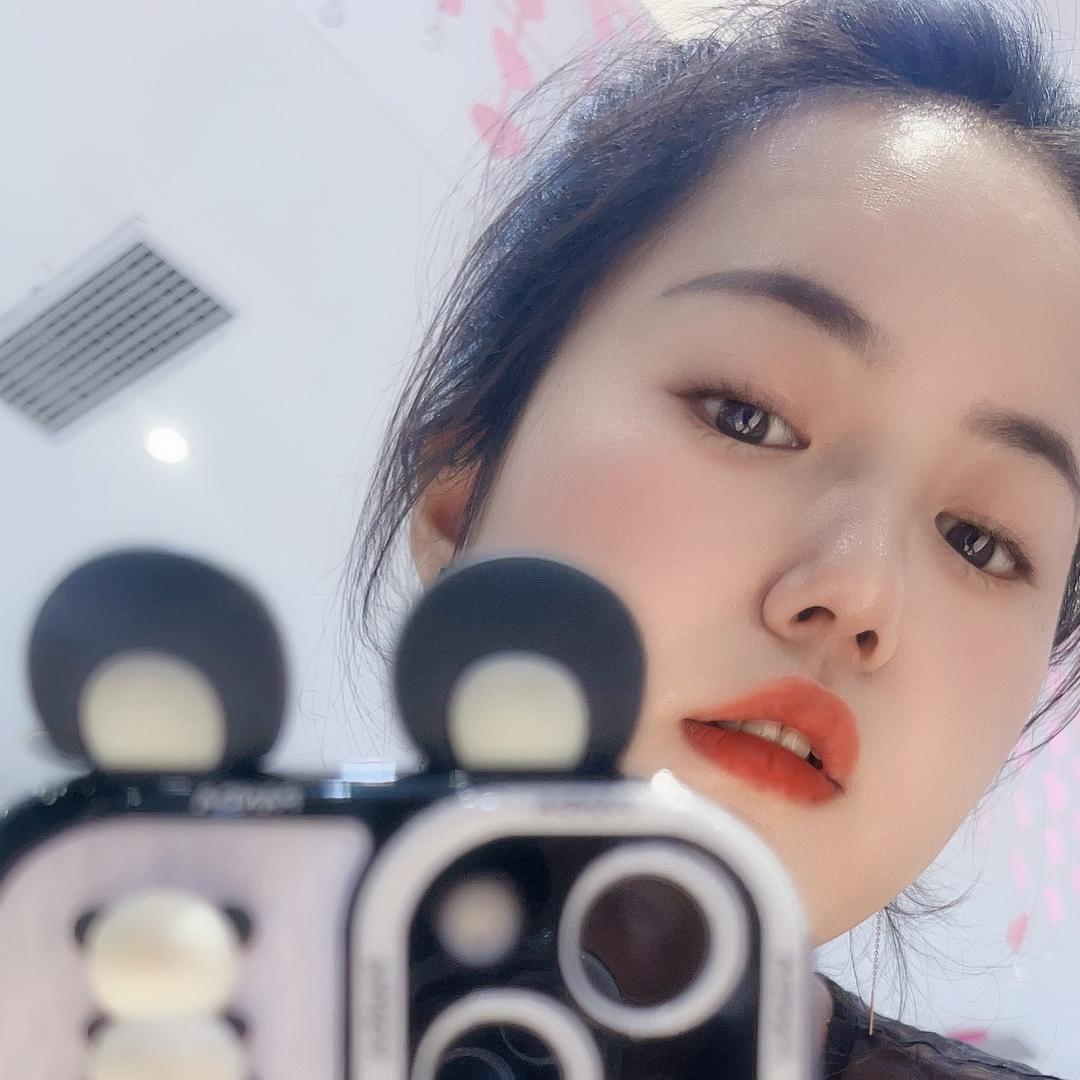 巴中珠宝吴英