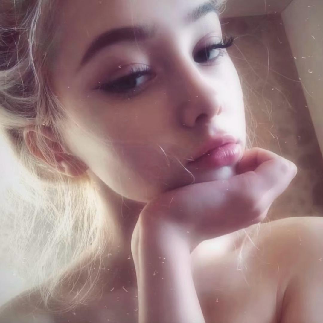Cc.