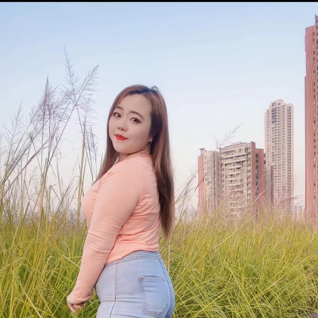 小花~🌼