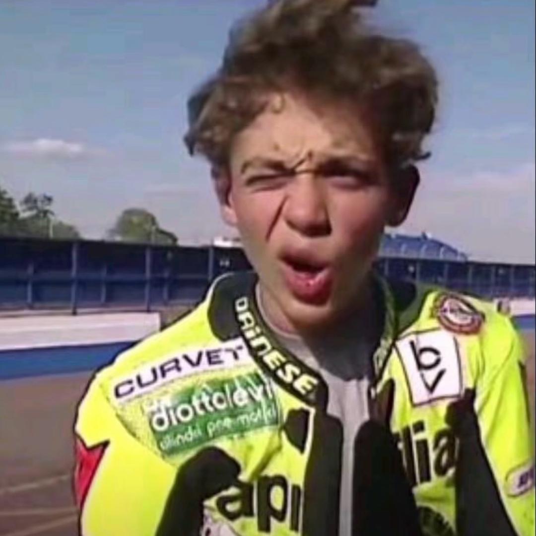 小田想骑摩托🇮🇹