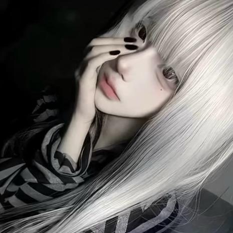 邪恶小松鼠🐿️（无敌大美女版）