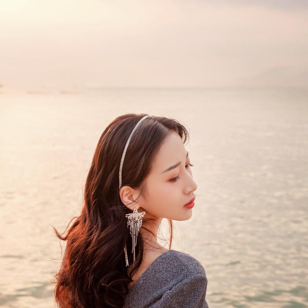 Li小姐玩疯啦