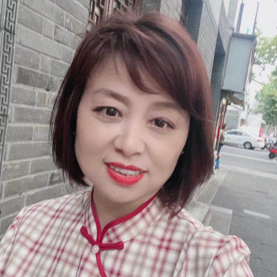 夏星精品奶奶装