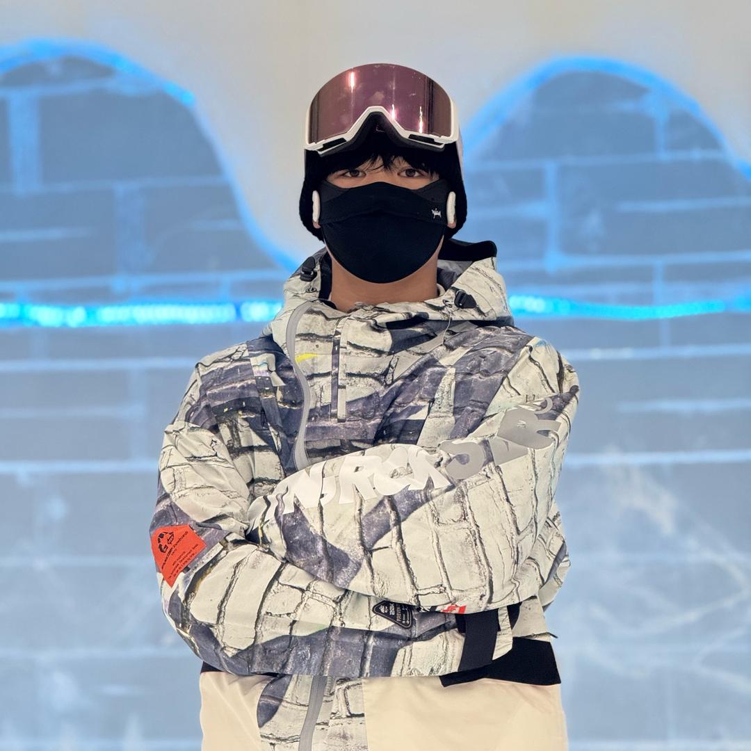 Light_超超（崇礼约课）