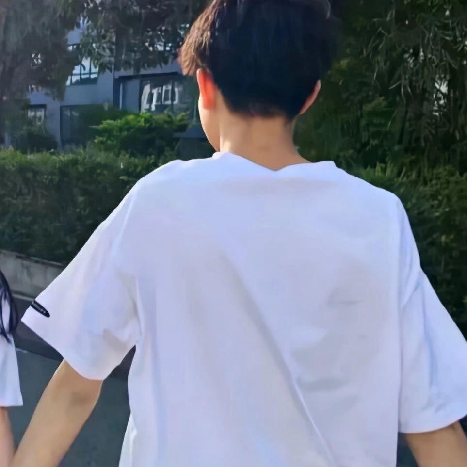 小王同学w